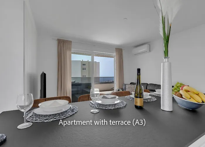 La Adriatique Makarska